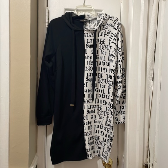 Almost Famous - Picture 4 of 8